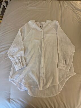 Aerie Linen Button Down in White